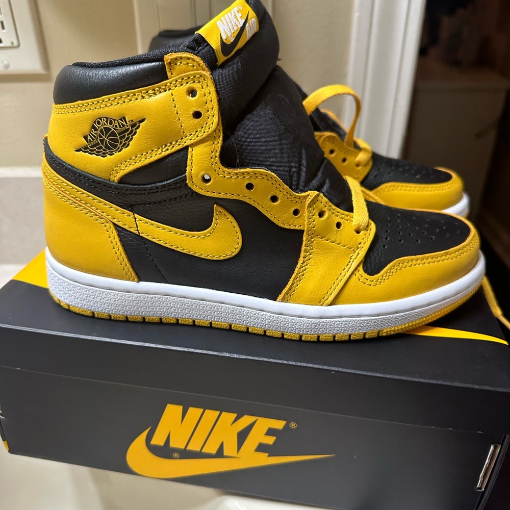 Nike Air Jordan 1 Retro High OG Pollen/White-Black 4.5